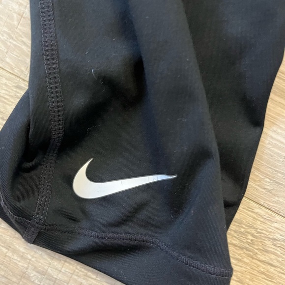 Nike Pro Capri Leggings Small - Picture 4 of 6